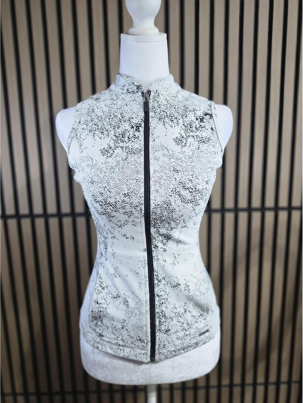 Koral Women's XS Full Zip Mock Neck Slim Fit Vest White Black Abstract